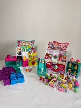 LARGE lot of Authentic Shopkins characters & a shoe and makeup display. Play!